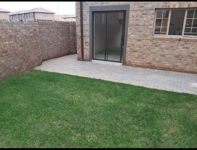 3 bed property to rent in ANNLIN